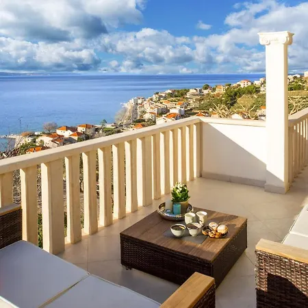 Seaside On A Very Quiet Location, Heated Pool And Panoramic View, 170 M From The Willa
